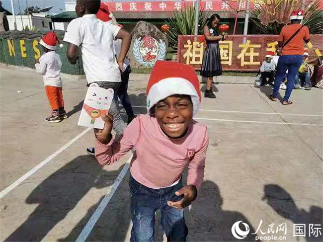 联合国驻刚果（金）稳定团雇员家属和当地孤儿赴我维和部队开展联谊活动