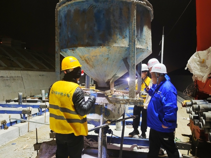 莱荣高铁10月底开通运营威海段完成无砟轨道施工