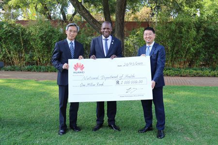 中资企业和华侨华人捐资支持南非抗击新冠肺炎疫情