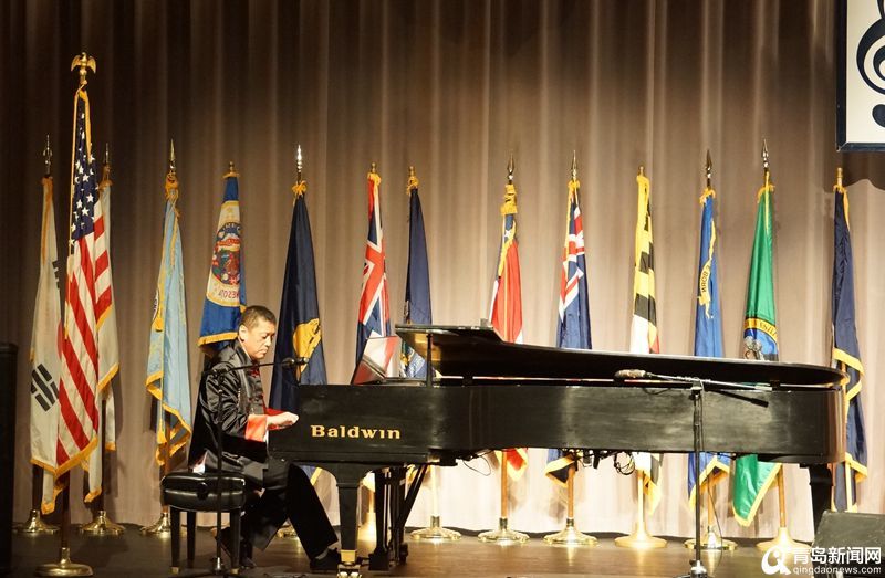 青岛口哨大师吹出世界冠军 上海粉丝打飞的来学