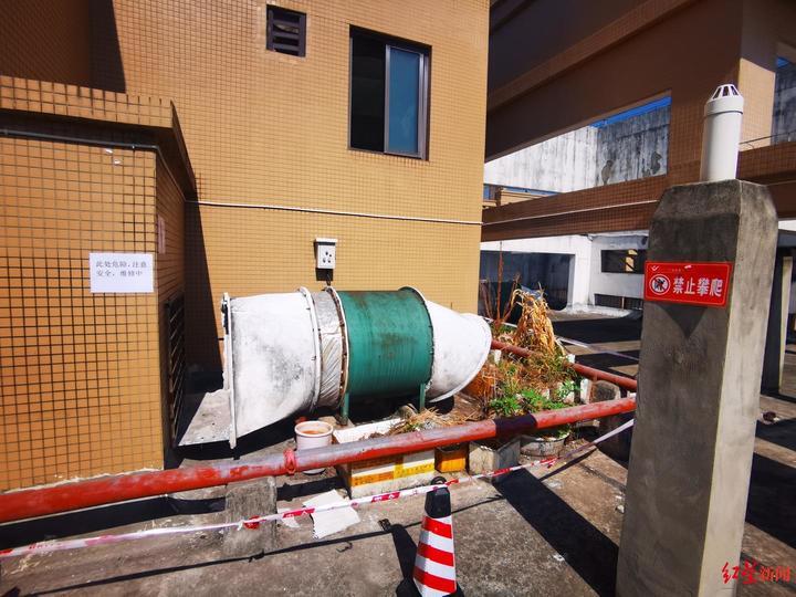 女童坠入通风井身亡：家属认为有隐患物业全责，物业称已尽责