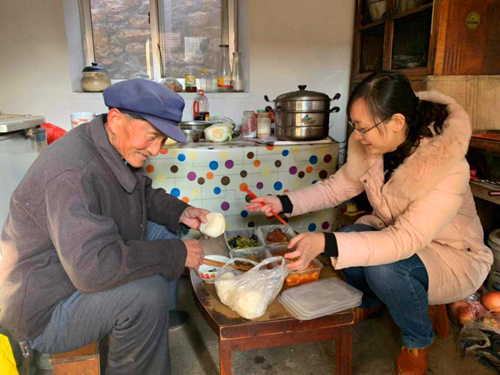 贫困户和帮扶者成了“一家人”！龙口近万名党员干部走村入户解难题暖民心