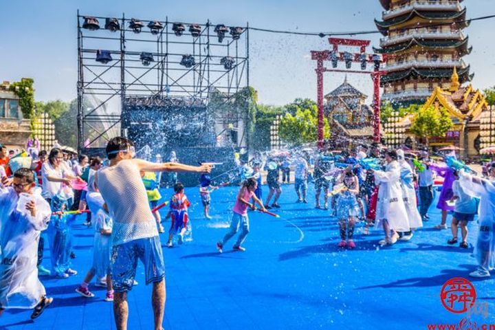 夏日新体验，超长泼水节酷爽来袭