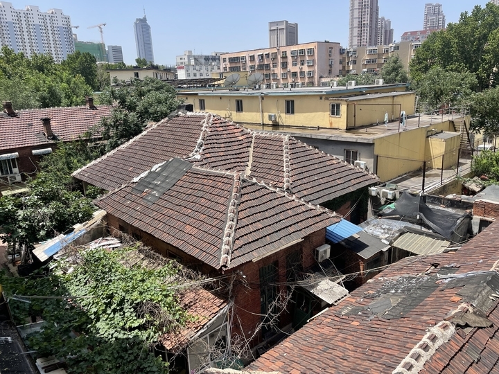 探访苗海南旧宅：建筑至今保留完好，还有部分原厂工人在此居住