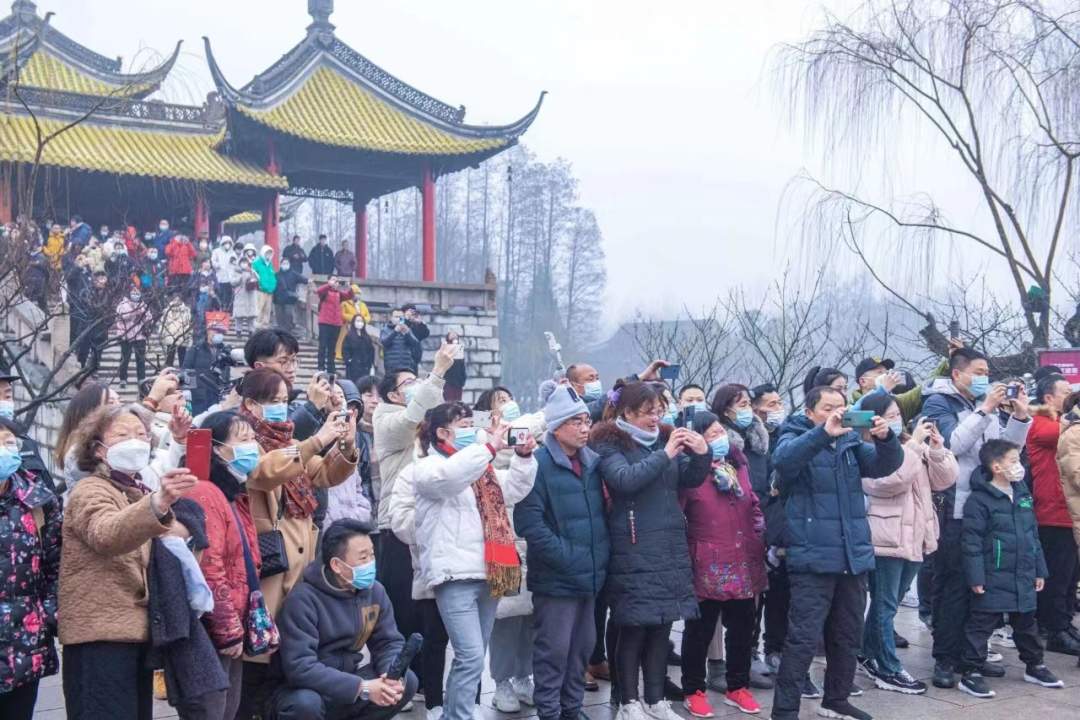 新春燃旺新消费