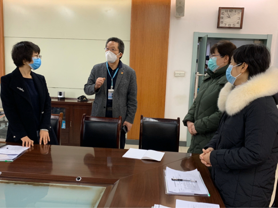 市卫健委专家组督导检查市二院新冠肺炎防控工作落实情况