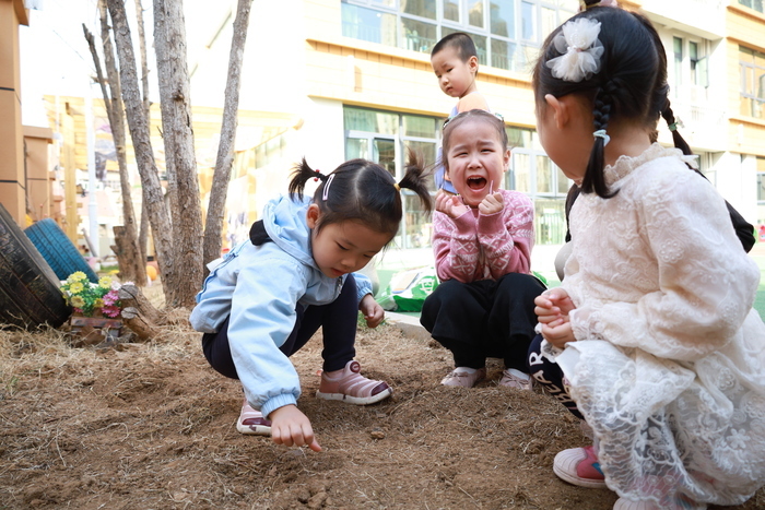 植树节来了，历东花园幼儿园萌娃给春天添一抹绿色