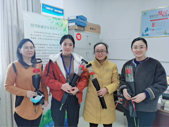 女神节“她之声·她倾听”回河街道一线巾帼同战“疫”迎复工