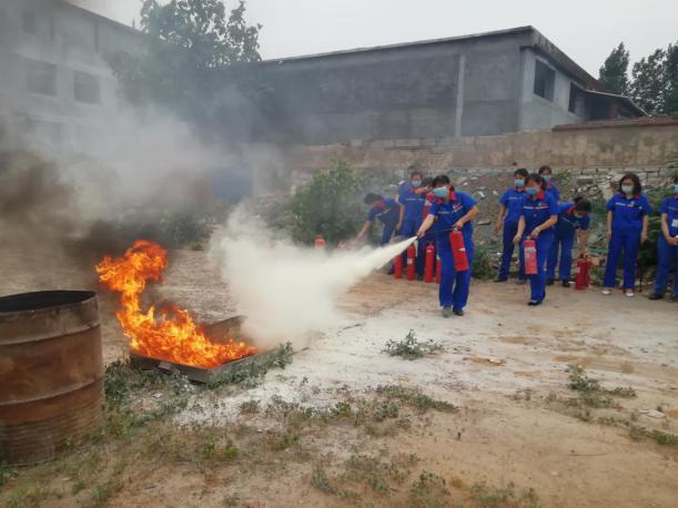 实景演练 实地整改 深入基层——济南市“安全生产月”走向深入