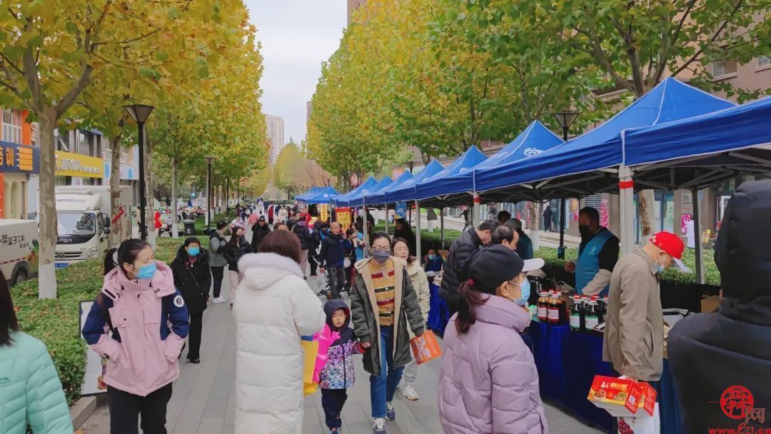 “晒冬”正当时 泉水人家走进东城逸家活动中心“晒”出幸福味