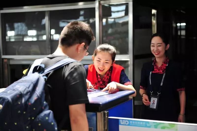 行李提速、同城同价！来看青岛机场多项便民新举措