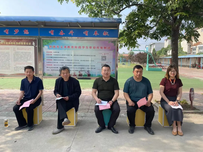 章丘区朱各务小学“六一”文艺汇演聚焦经典诵读