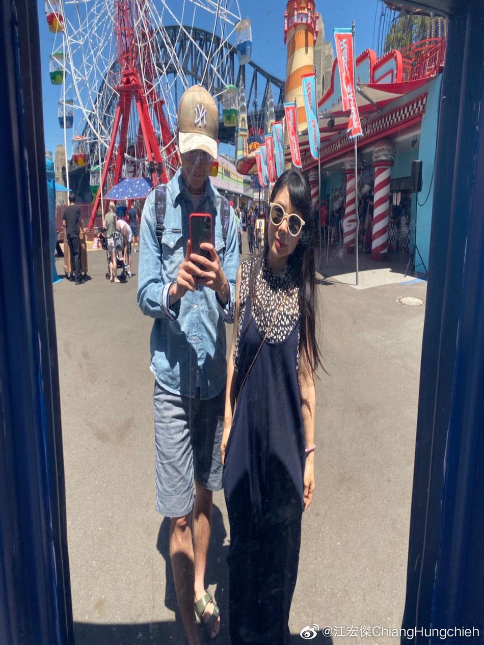 江宏杰福原爱享受二人世界 花式合影发狗粮不手软