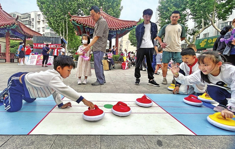 济南：快乐大集、才艺展示 萌娃花式迎“六一”