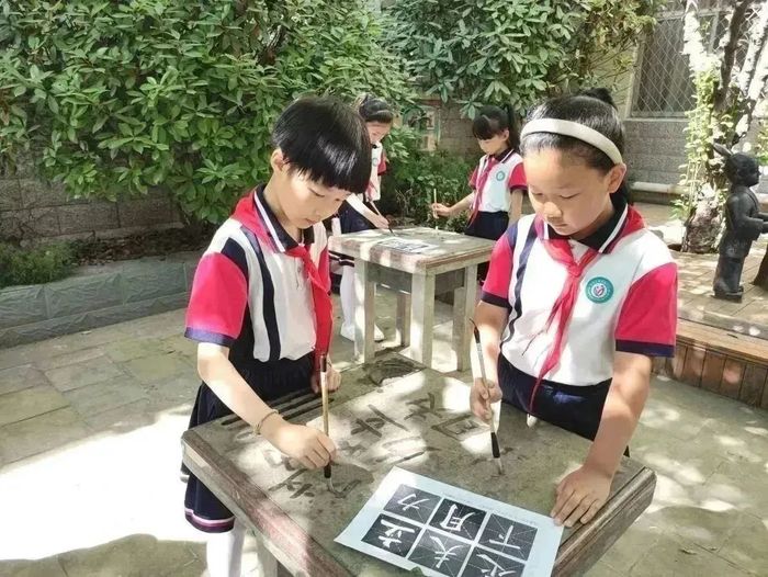 你好，小学！育贤第二幼儿园开展幼小衔接活动