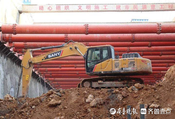 济南地铁六号线工地，无数建设者节日无休