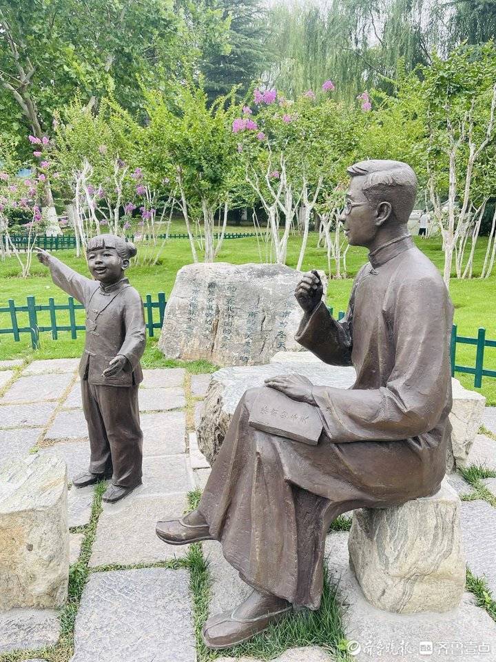 新增雕塑和壁画！济南大明湖畔老舍纪念馆“全新亮相”