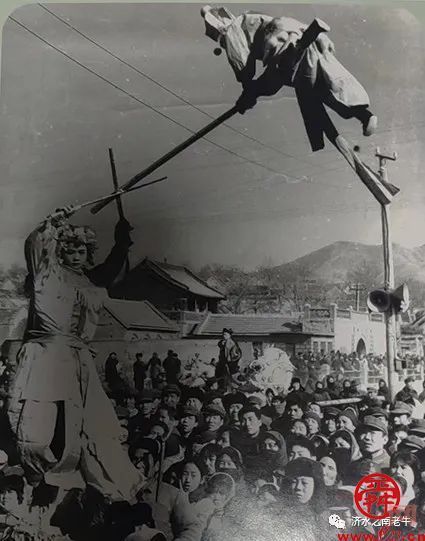 长城旁古道边的村庄什么范