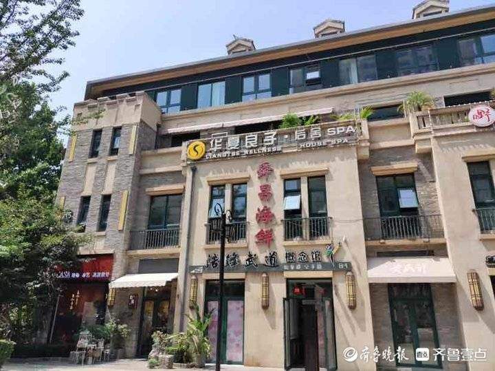 充了一万一还剩五千九！海鲜店突然关门，消费者储值卡难退款