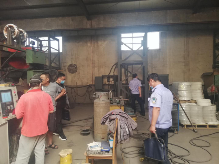 实景演练 实地整改 深入基层——济南市“安全生产月”走向深入