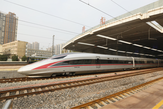 济南站迎10年来最大规模调图，智能型复兴号动车组首次亮相济南西站