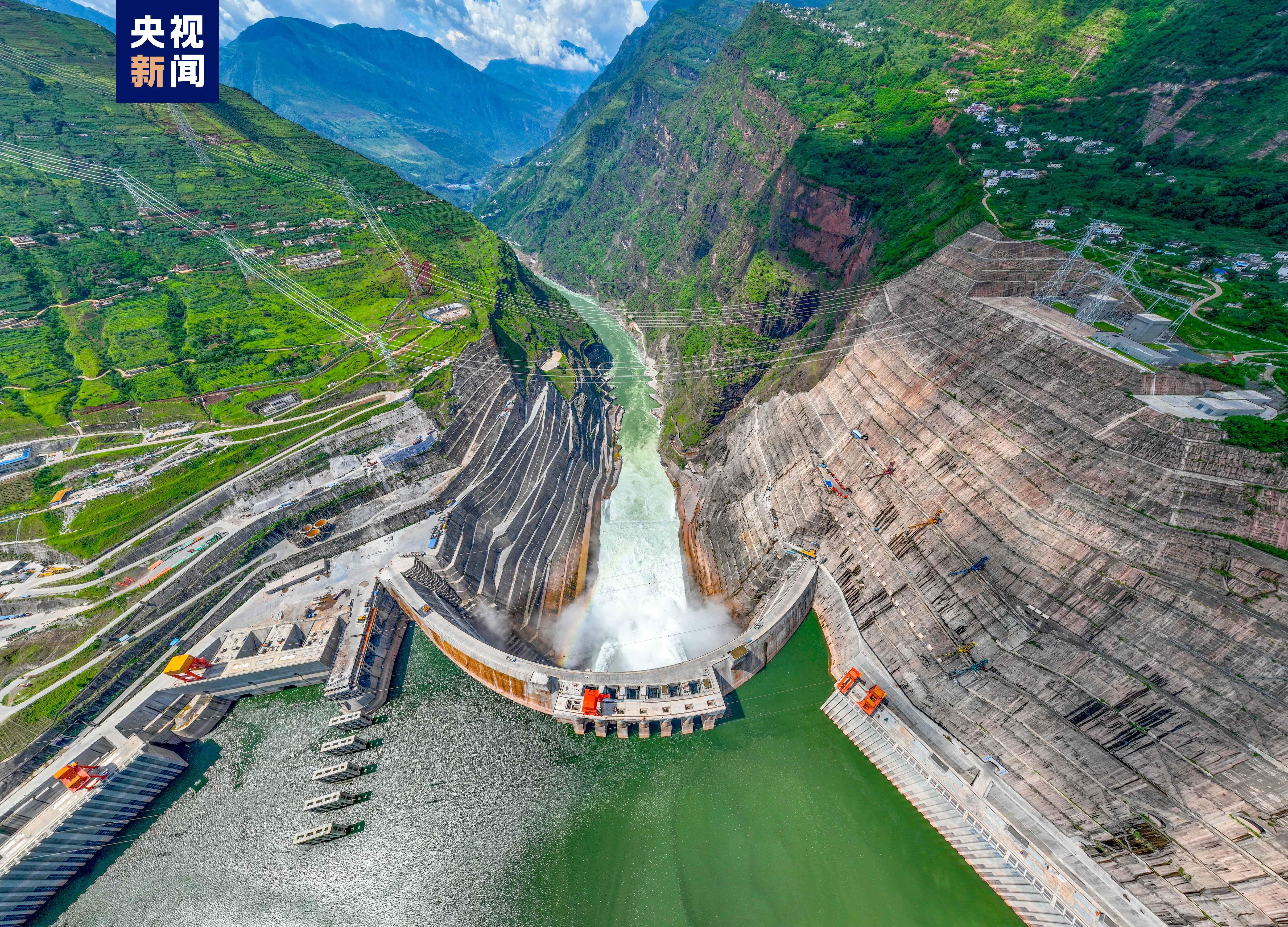 世界在建规模最大水电工程——白鹤滩水电站左岸机组全部投产发电