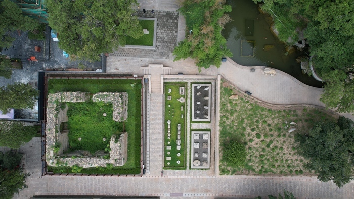 游泰山不至灵岩不成游也！是时候和古刹来一次美丽的邂逅