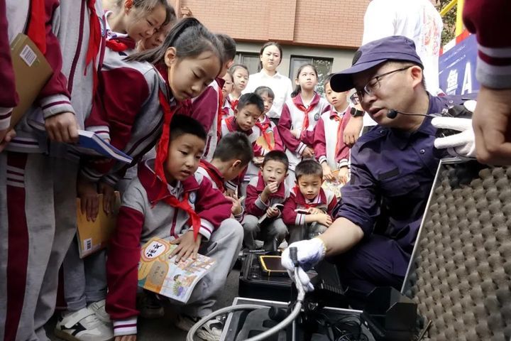 济南市“国际减灾日”暨地震综合演练主题活动在历城区举行