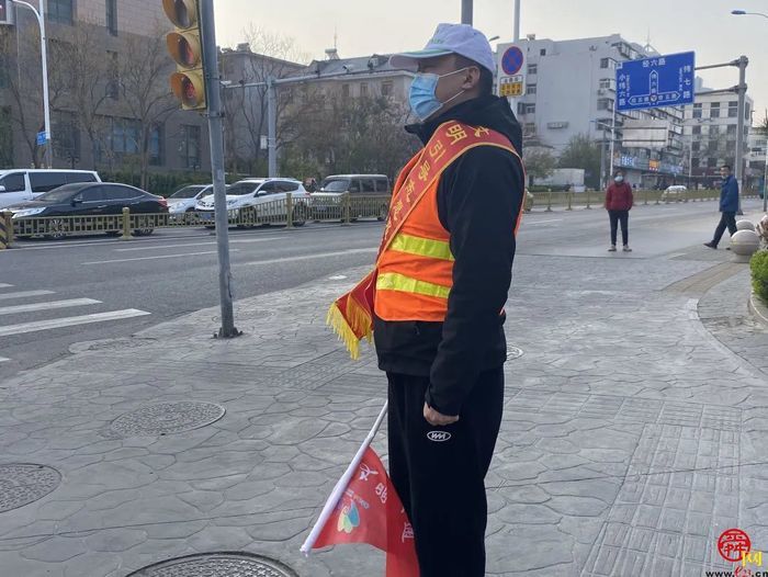 文明出行 你我同行——济南市五院医技党支部助力交通文明岗