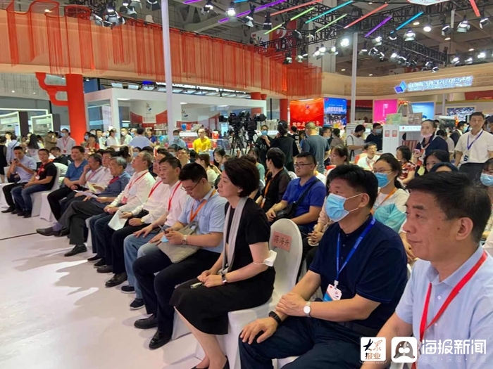 “小天下·中华文明”丛书首发式暨创作分享会在书博会举行