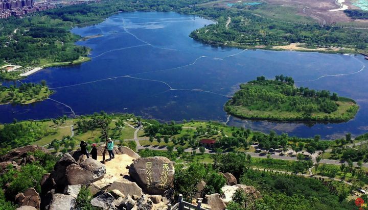 “兹山何峻秀 绿翠如芙蓉” 华山景区再现往日喧闹