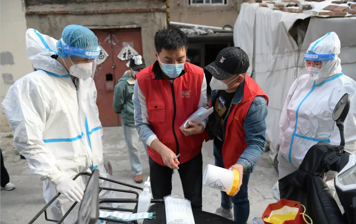 疫时赋闲，要有滋味——我们赋的闲，是“疫线”战士们想回也回不去的家