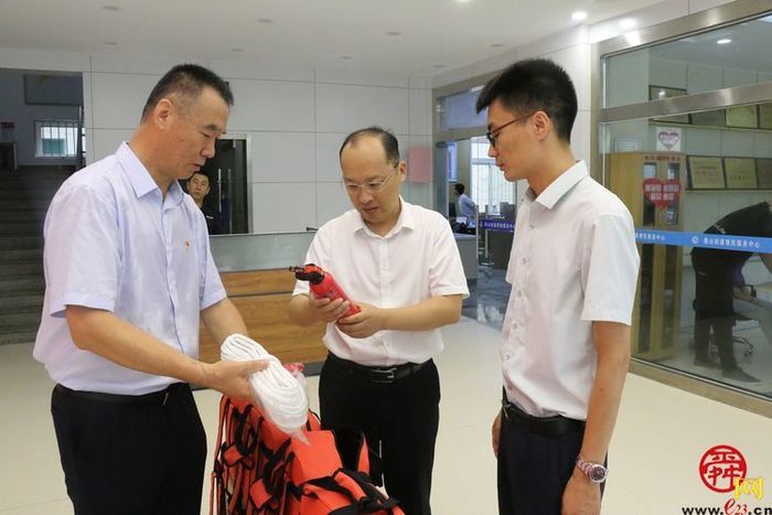 精准扶贫共助力 物资捐赠暖人心！燕山街道辖区青年企业助力湘西扶贫