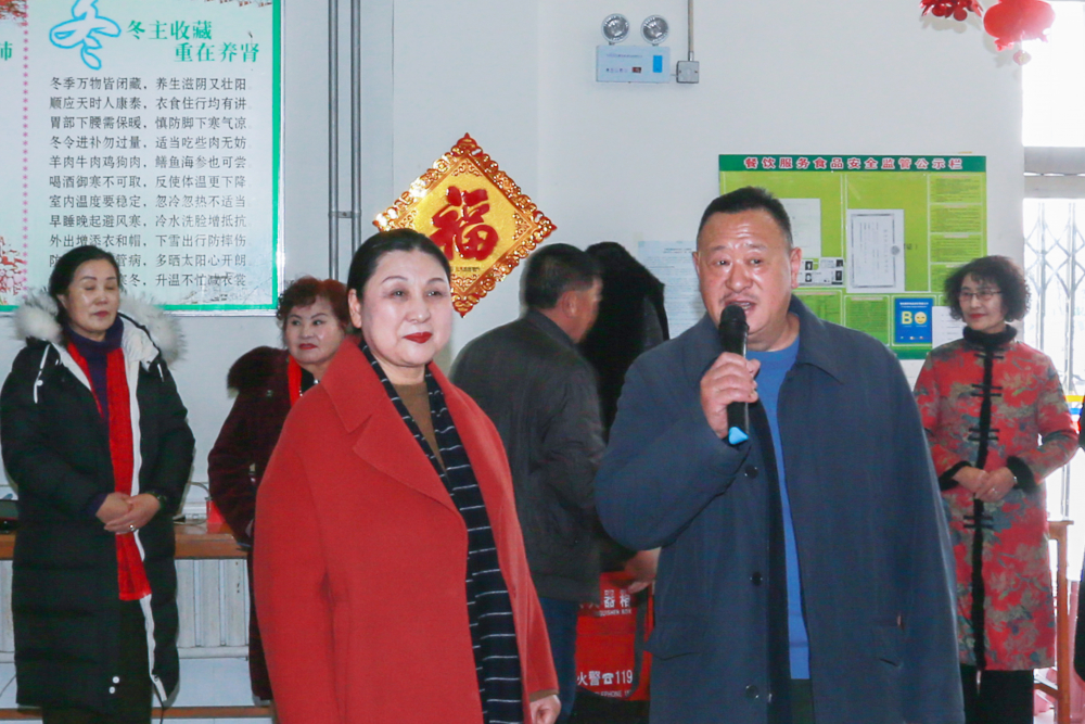 敬老院里的温情小年，暖进了每一位老人的心里