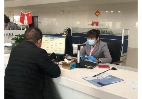 济南试点年审标志电子化10天，万余名车主已网上申领