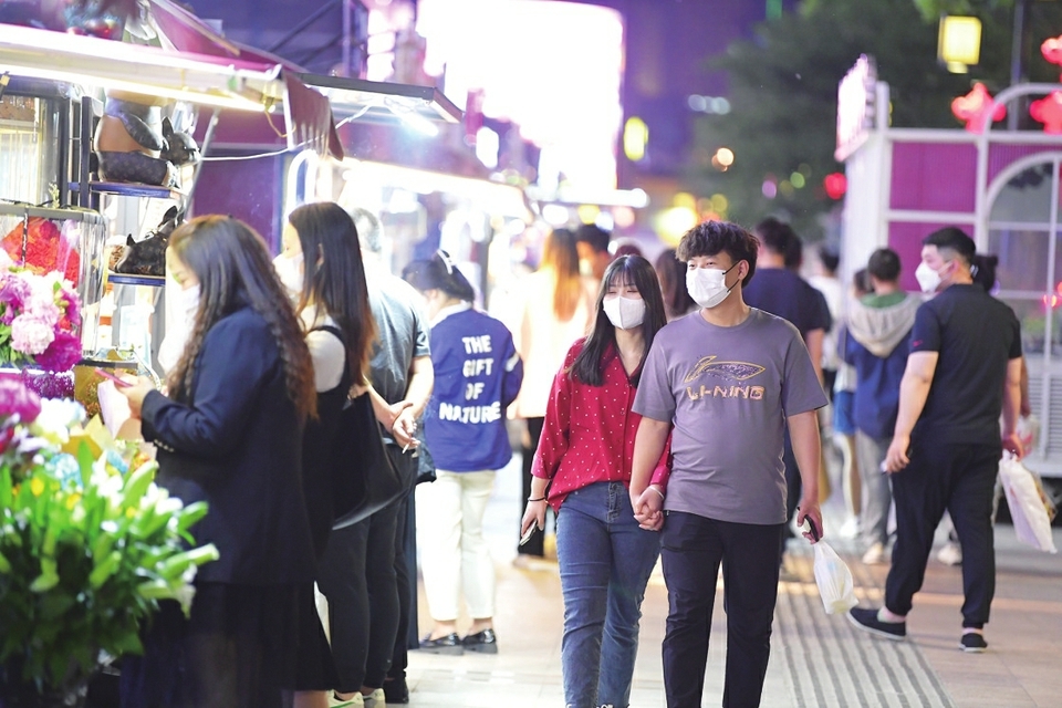 “金街”夜市重聚人气