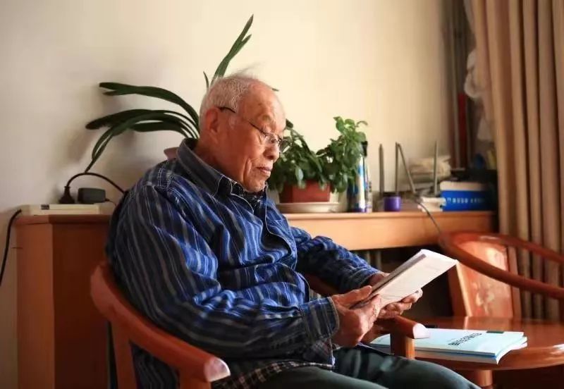 青岛痛失一位院士！青大教授张嗣瀛去世 享年95岁