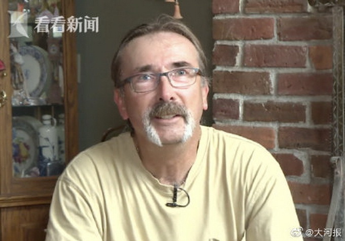 意外惊喜！加拿大男子去朋友家吃饭，吃牡蛎一次性吐出48颗珍珠