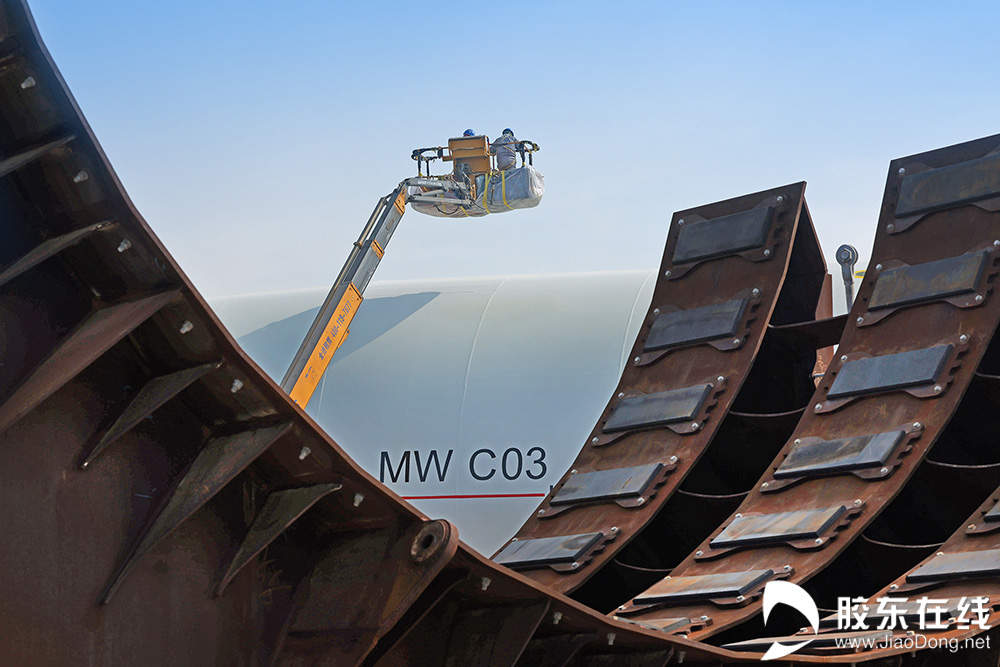 长风破浪，蓬莱风电母港集齐“四大件”驶向零碳园区