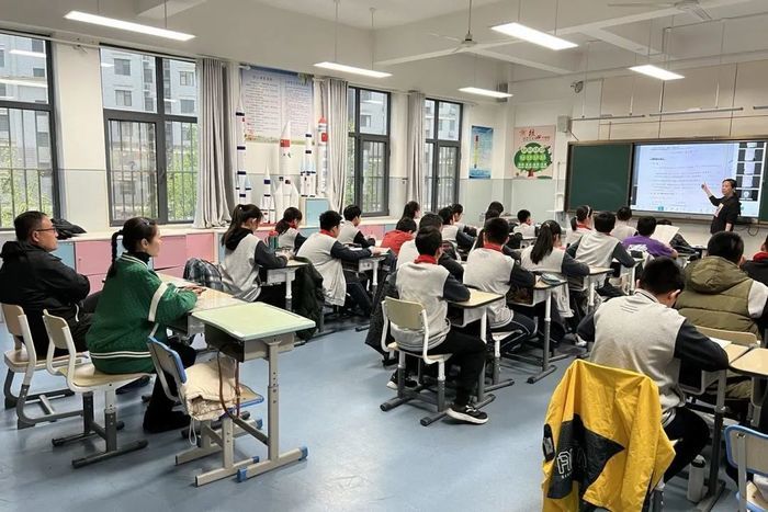 高新区奥龙小学：在开放式办学中体尝到了“甜头”