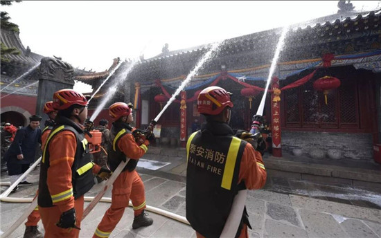 山东各地启动“119”消防安全宣传月活动