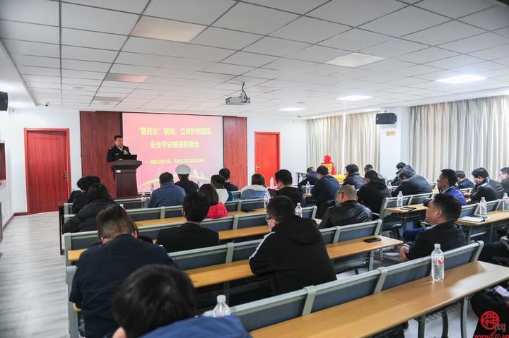 济南交警推进“警政企”联动，保证企业园区各项工作顺利进行