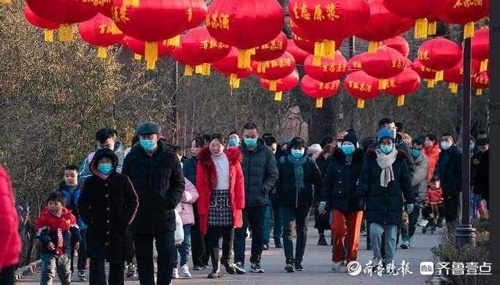 “春节档”刺激旅游业回暖，近30万人打卡济南野生动物世界