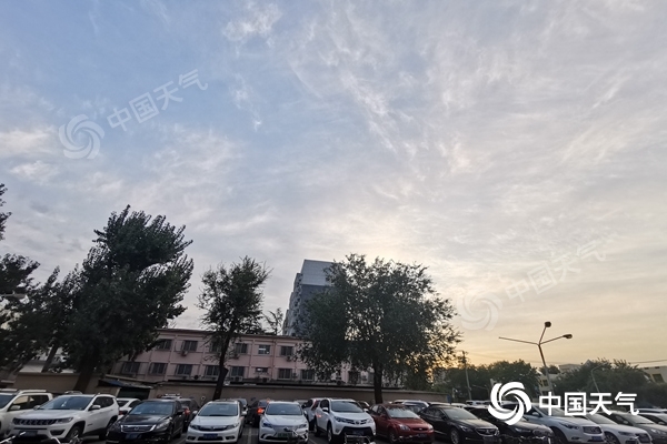 秋裤在召唤！北京今天降温明显最高气温跌至15℃ 凉意升级