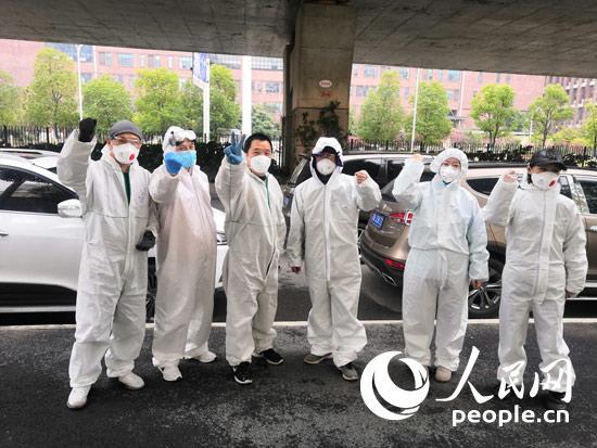 武汉日记：他们都是志愿者，哪有需要去哪里