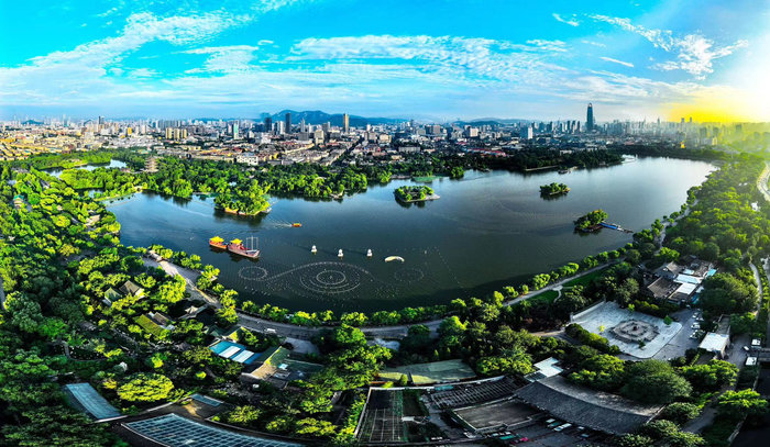 “万亿城市”百舸争流 1.2万亿的济南奋楫争先