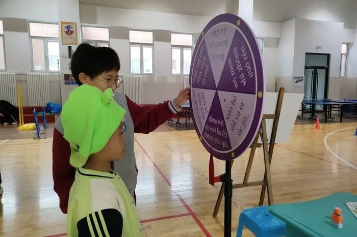 考试变游戏 来看看历城区祥泰实验学校的一年级拼音趣味闯关