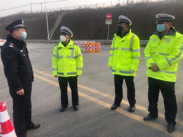 【战“疫”故事】烈士暮年，壮心不已  疫情当前他们按下了退休“暂停健”