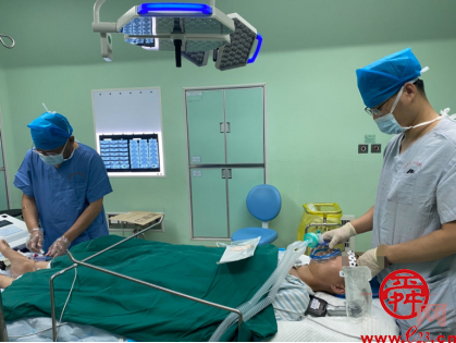 麻醉“护航”，团队协作，山东省第二人民医院成功完成一例罕见肢带型肌营养不良症患者人工耳蜗植入手术