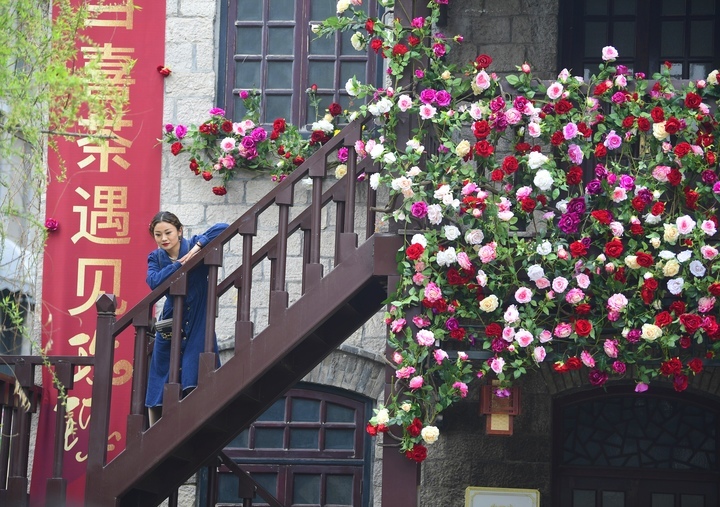 双向奔赴 两地共赢 首趟“烧烤专列”开行